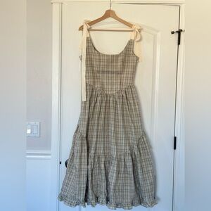 Of Her Own Kind Plaid Tie-Shoulder Maxi Dress Small in Beige and Cream
